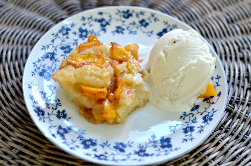 Kentuck Peach Cobbler. An easy vegan recipe that's so ridiculously delicious! 